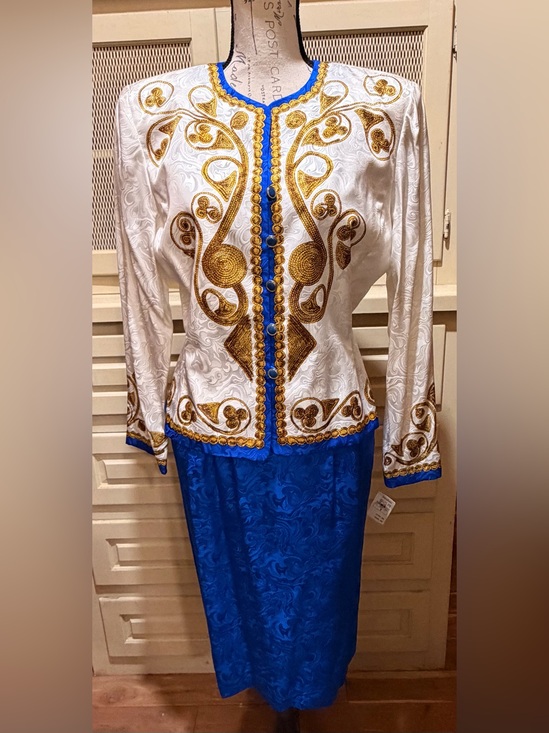 Adrianna Papell Dresses & Skirts - VTG Adrianna Papell NWT 100% Silk Gold Rope Print Set 2Pc